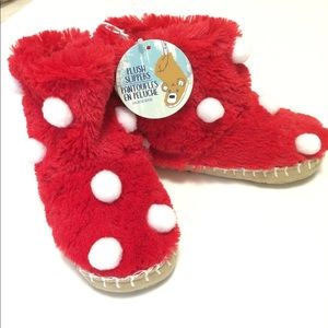 🆕 Adorable Kids Red White PomPom Bootie Slippers sz 4.5  NWT